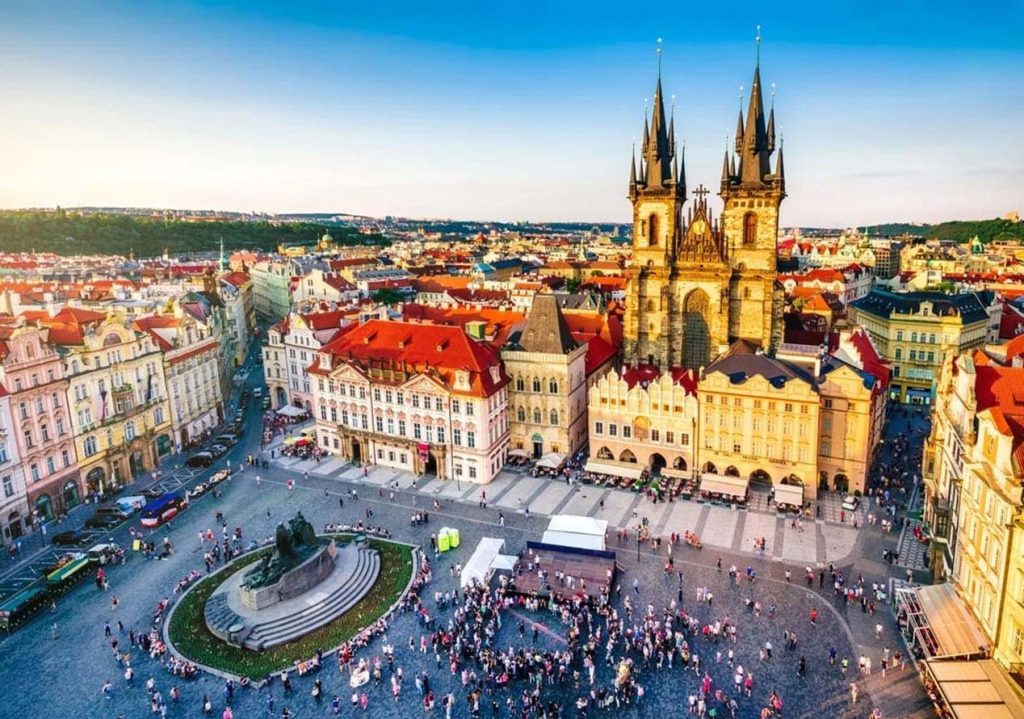 Finding the Perfect Stay: A Guide to Accommodation in Prague and Booking Platforms
